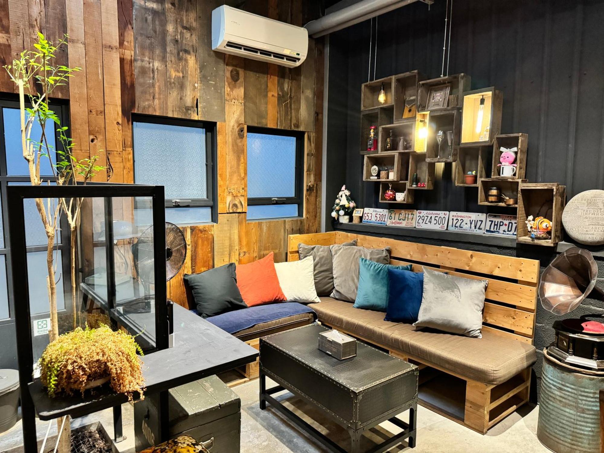You Worth Inn Kota Hualien Bagian luar foto