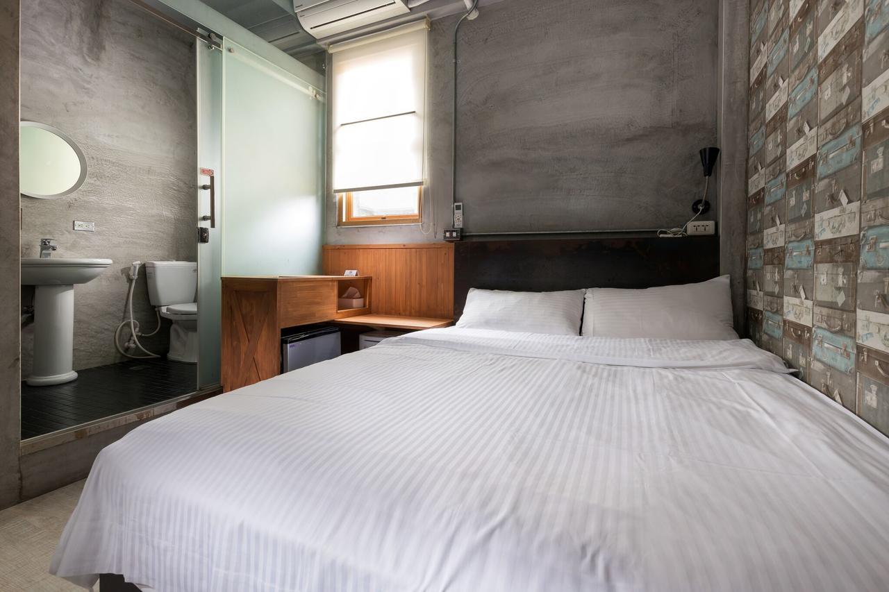 You Worth Inn Kota Hualien Bagian luar foto